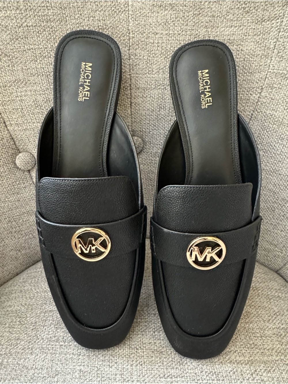 Women’s New Michael Kors Black Leather Slip-On Mules with Gold Emblem Sz 11M